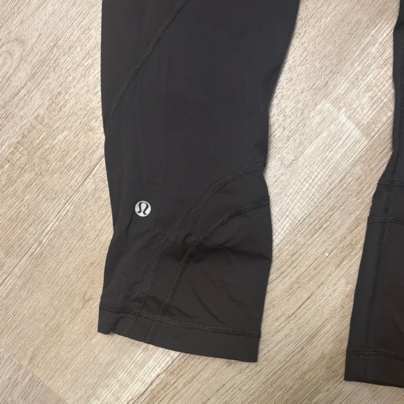 lululemon athletica Black Skull Leggings - Picture 3 of 4